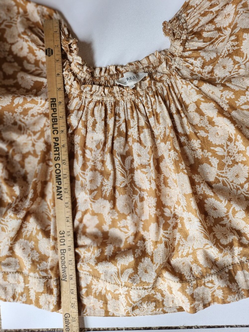 THE GREAT. The Garland Top in Oat‎ Wild Brush Floral Size 1/US Size S - Picture 9 of 10